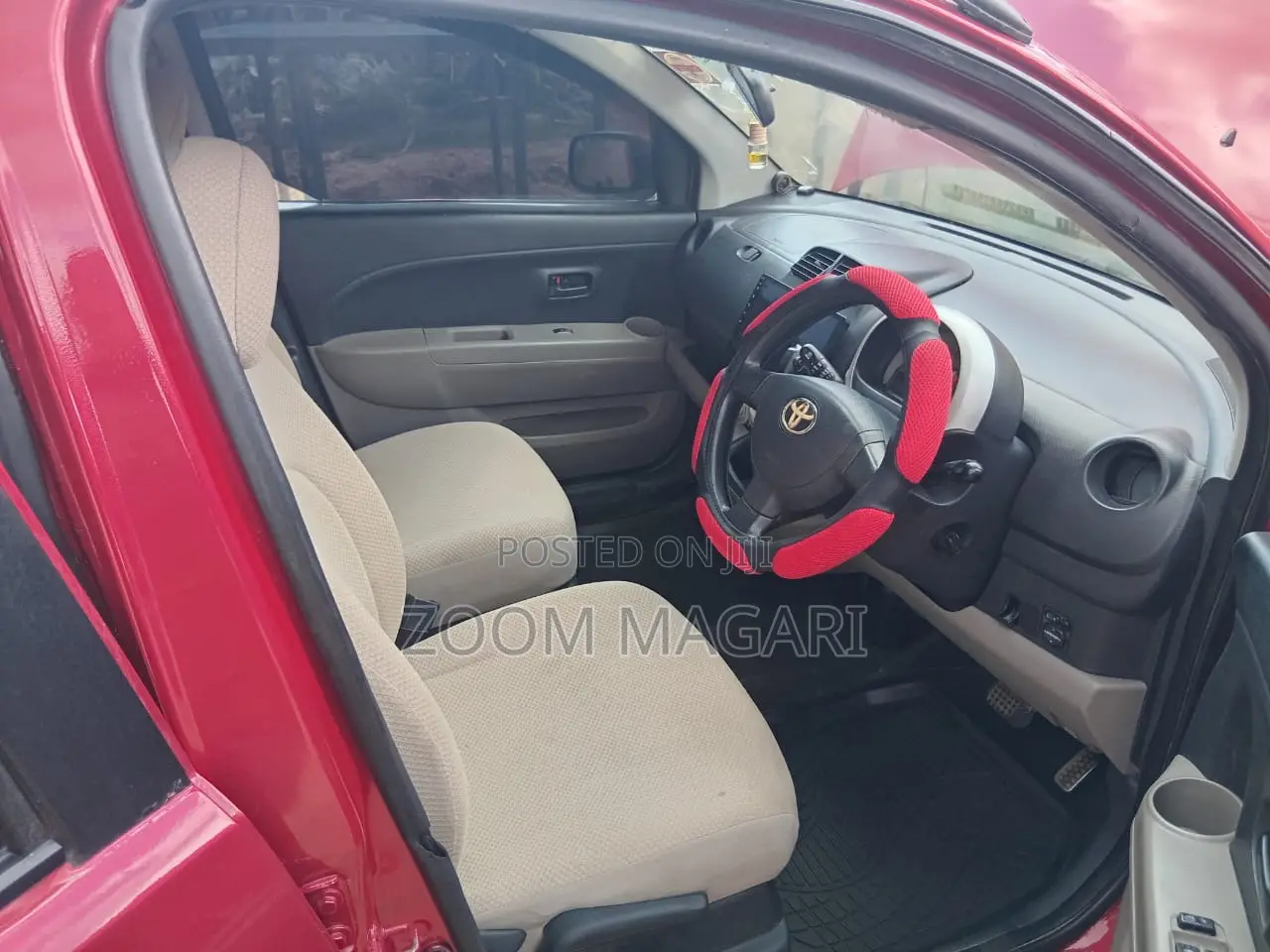 Toyota Passo 2005 Red