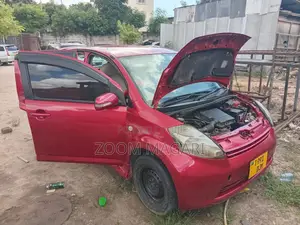 Toyota Passo 2005 Red