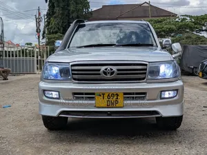 Toyota Land Cruiser 2007 Silver