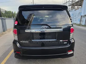 Toyota Corolla Rumion 2010 Black