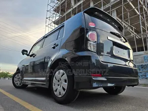 Toyota Corolla Rumion 2010 Black