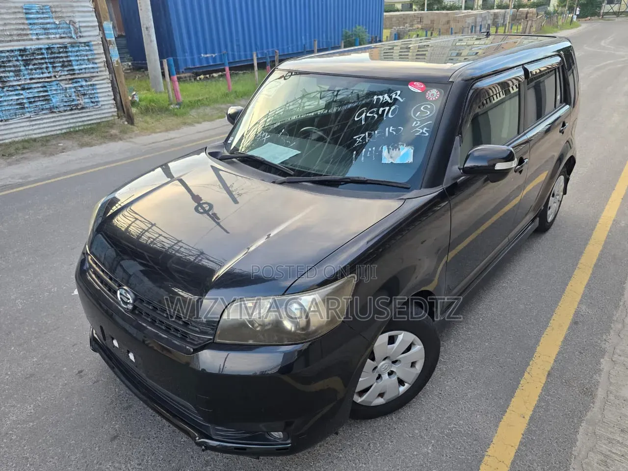 Toyota Corolla Rumion 2010 Black