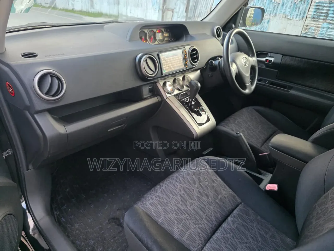 Toyota Corolla Rumion 2010 Black