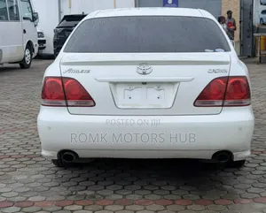 Toyota Crown 2004 White