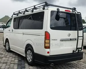 Toyota HiAce 2008 White