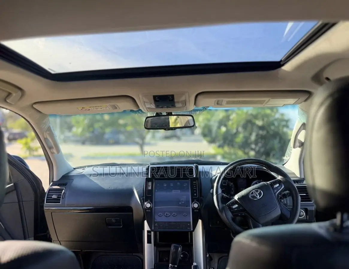 Toyota Land Cruiser Prado 2014 Black