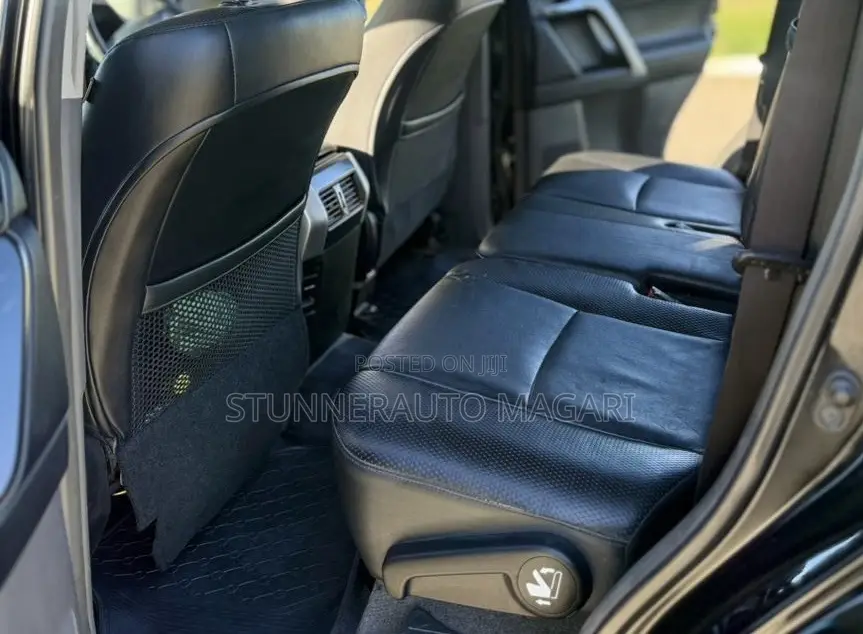 Toyota Land Cruiser Prado 2014 Black