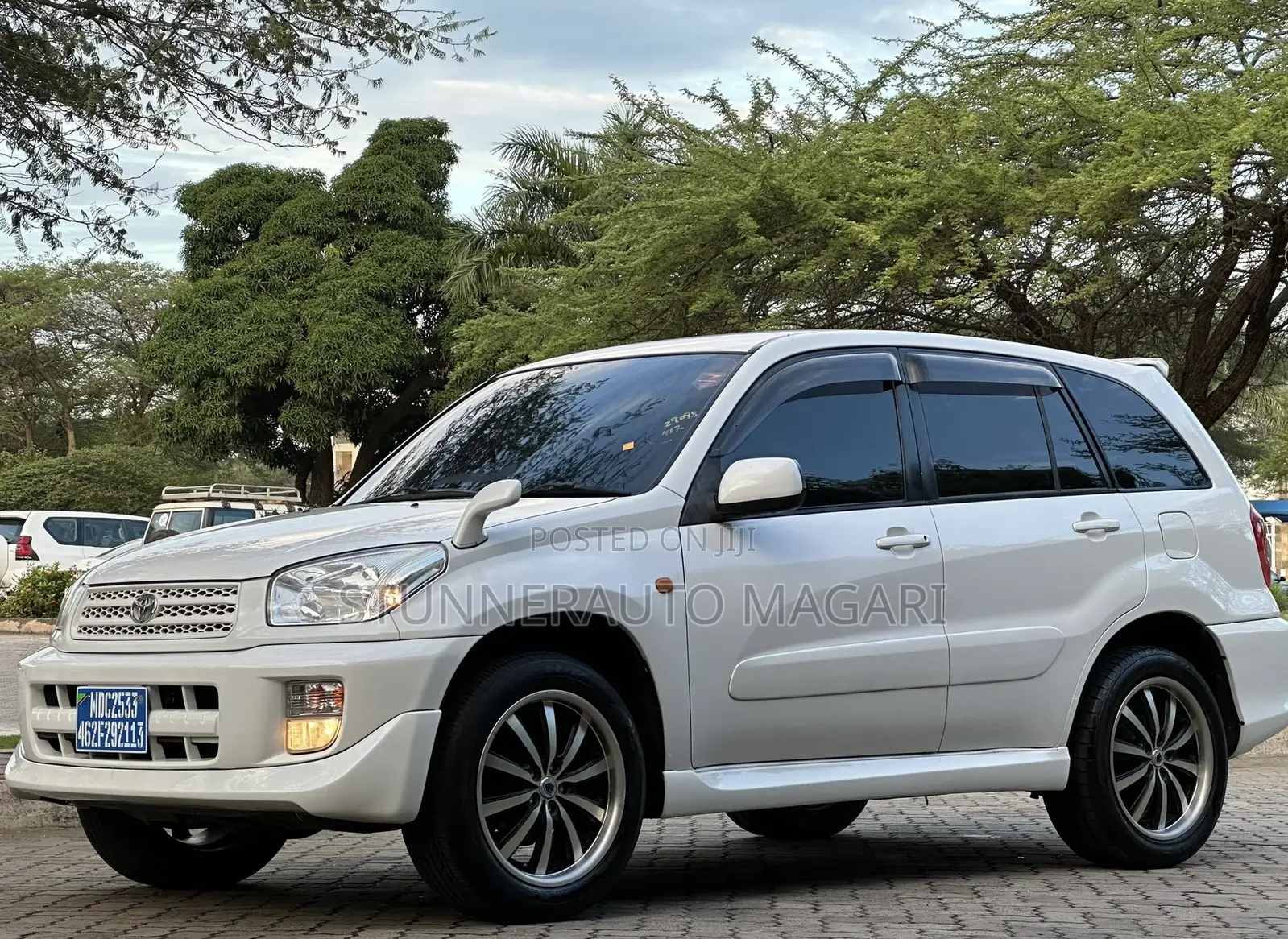 Toyota RAV4 2004 Pearl
