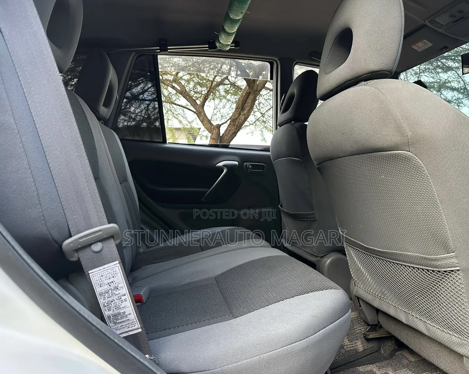 Toyota RAV4 2004 Pearl