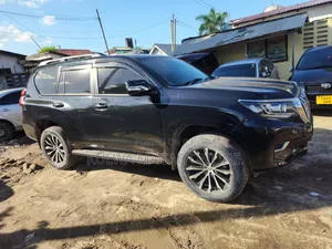 Toyota Land Cruiser Prado 2015 Black