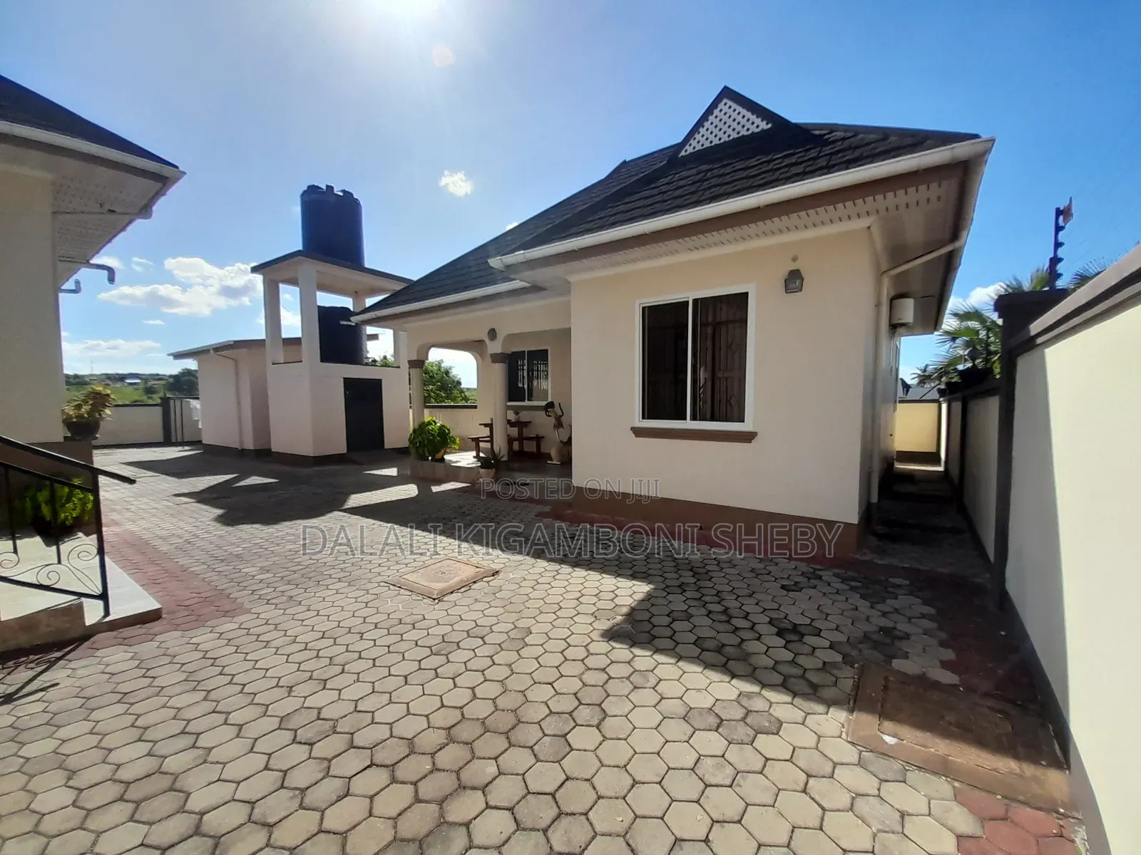 4bdrm House in Kigamboni Kibada for sale