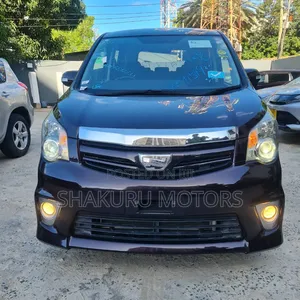 Toyota Noah 2013 Brown