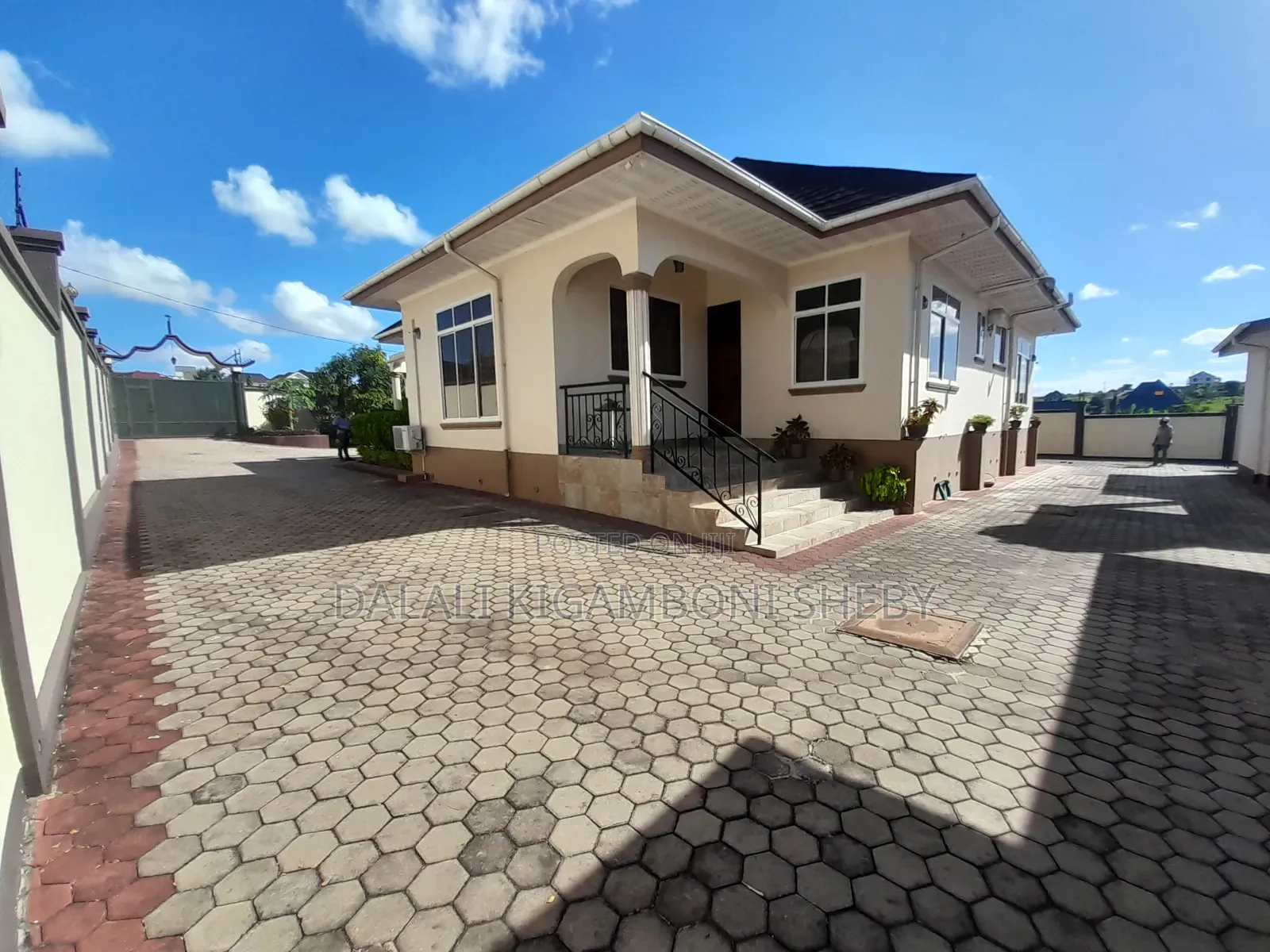 4bdrm House in Kigamboni Kibada for sale