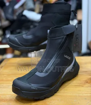 Men's Leather Shoes or Boot Sneakers Totally and Completely Ecco