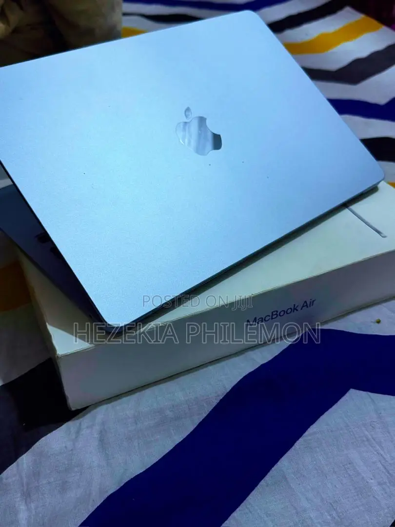 Laptop Apple MacBook Air 2025 M4 16GB Apple M4 SSD 256GB