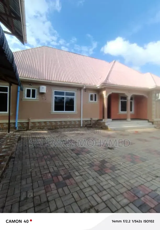 Furnished 5bdrm House in Biriani Real Estate, Chanika for sale
