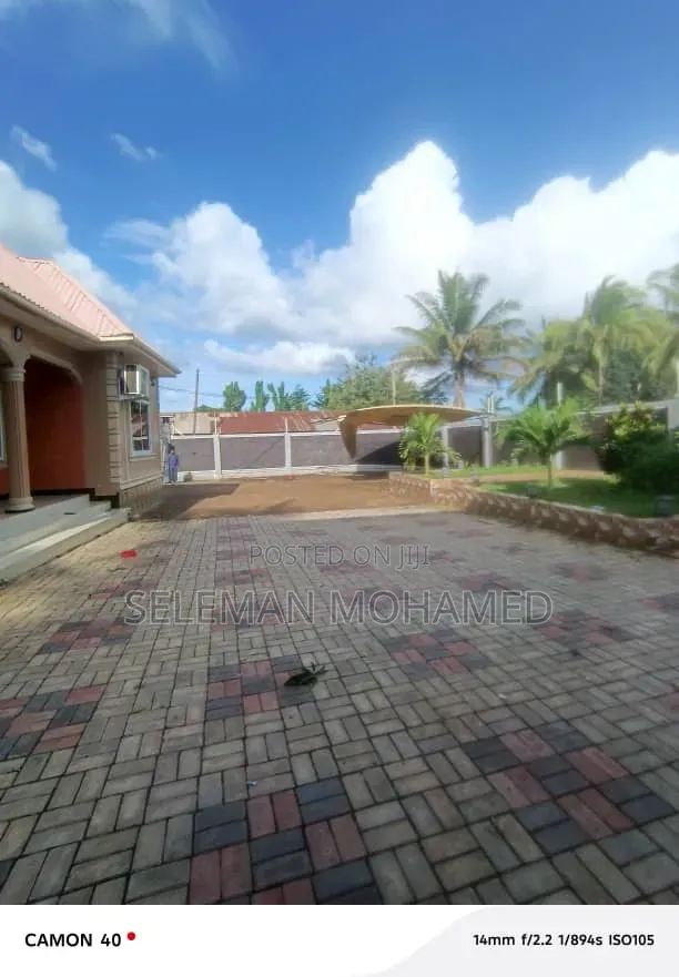 Furnished 5bdrm House in Biriani Real Estate, Chanika for sale