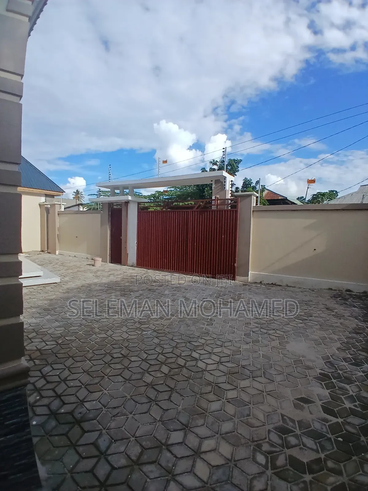 Furnished 4bdrm House in Biriani Real Estate, Chamazi for sale