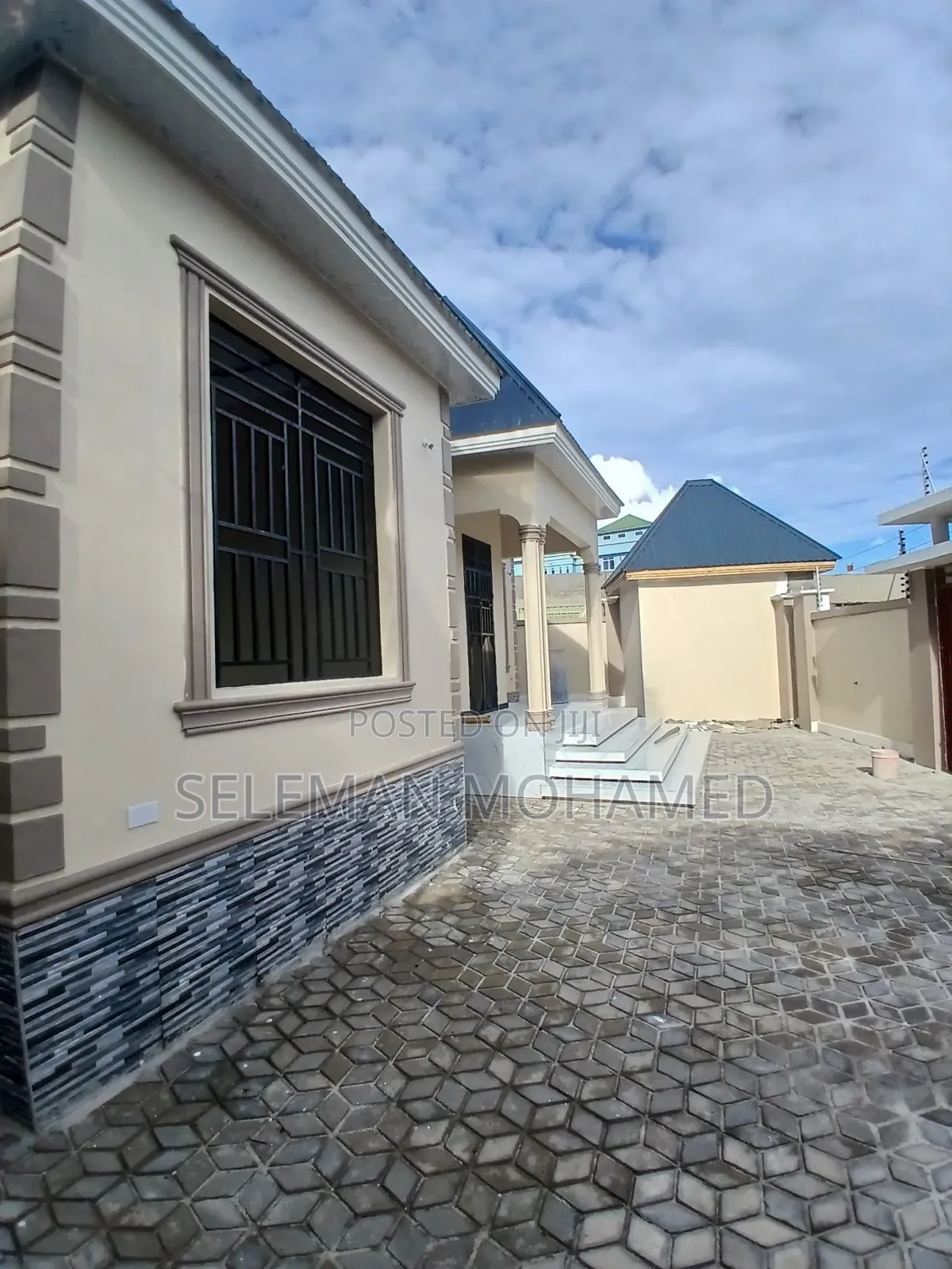 Furnished 4bdrm House in Biriani Real Estate, Chamazi for sale