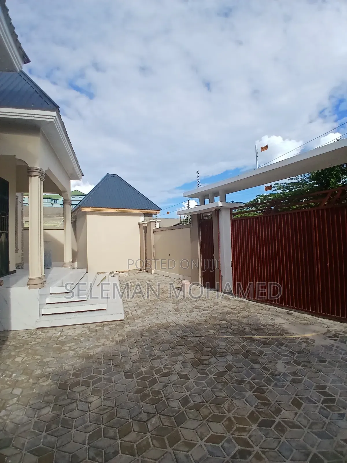 Furnished 4bdrm House in Biriani Real Estate, Chamazi for sale