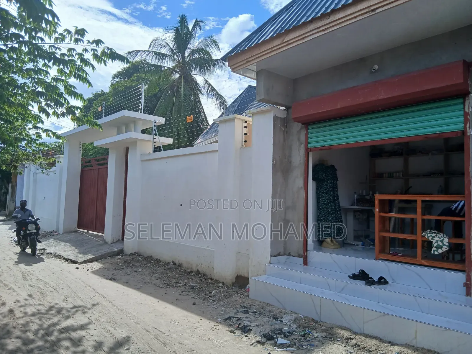 Furnished 4bdrm House in Biriani Real Estate, Chamazi for sale