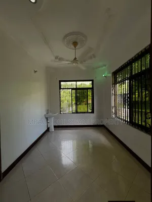 3bdrm House in Makongo Juu, Sinza for rent
