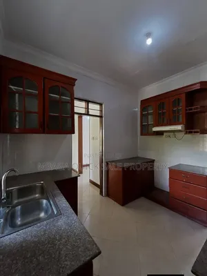 3bdrm House in Makongo Juu, Sinza for rent