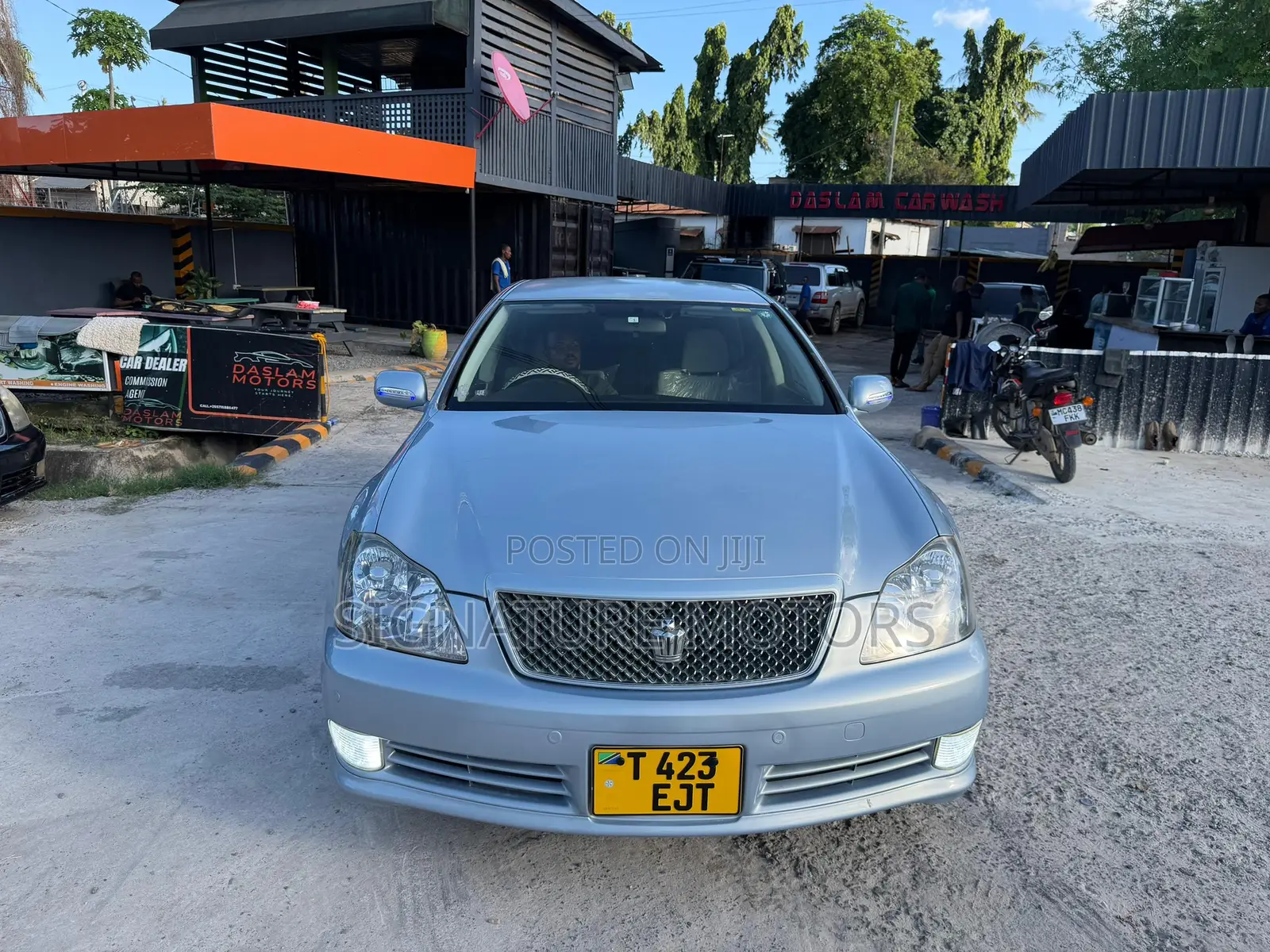 Toyota Crown 2004 Blue