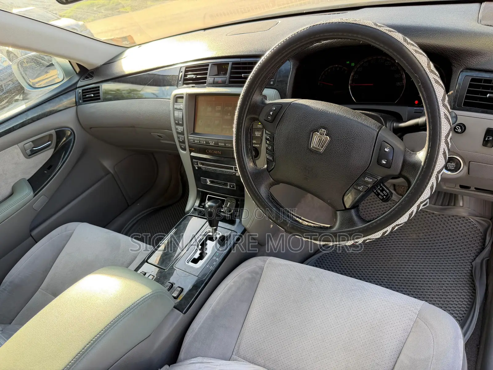Toyota Crown 2004 Blue