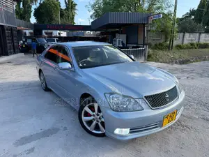 Toyota Crown 2004 Blue