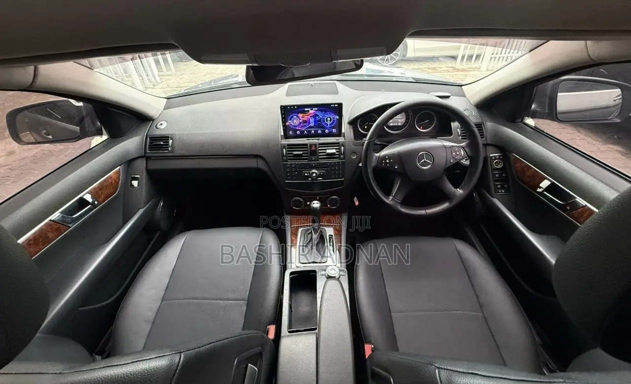 Mercedes-Benz C200 2007 Gray
