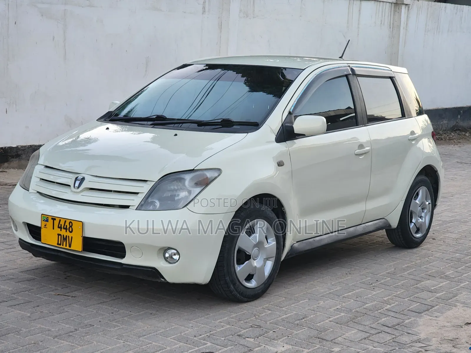 Toyota IST 2025 White