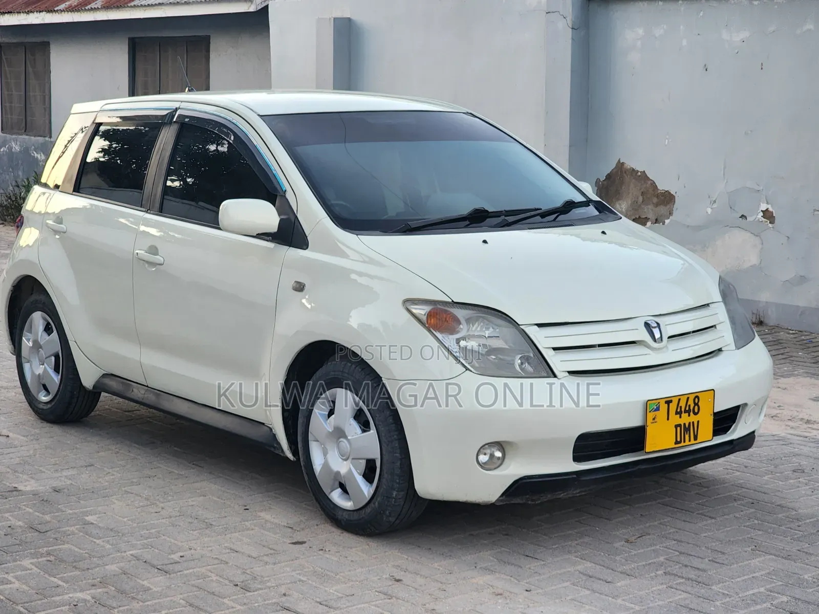 Toyota IST 2025 White