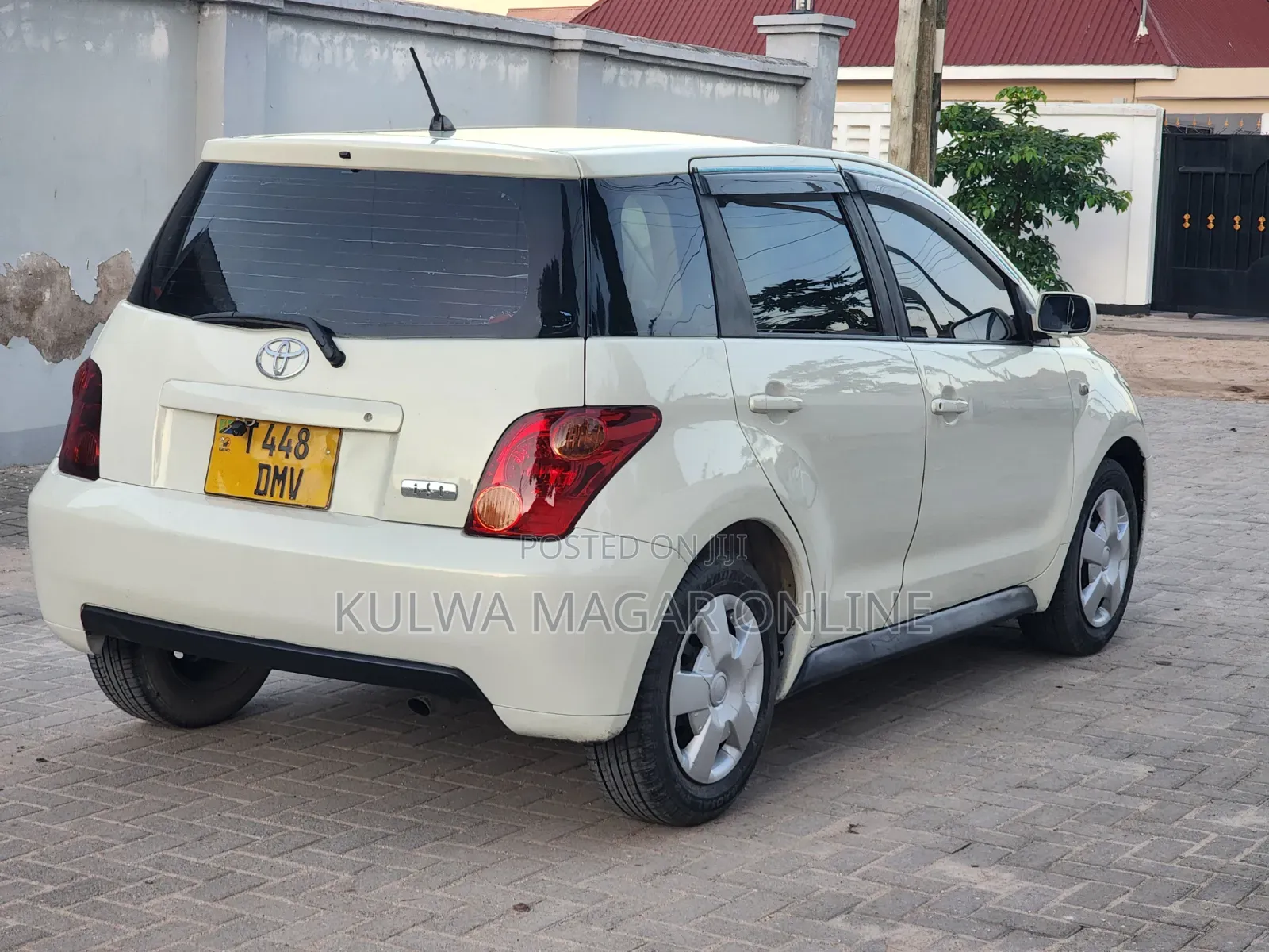 Toyota IST 2025 White