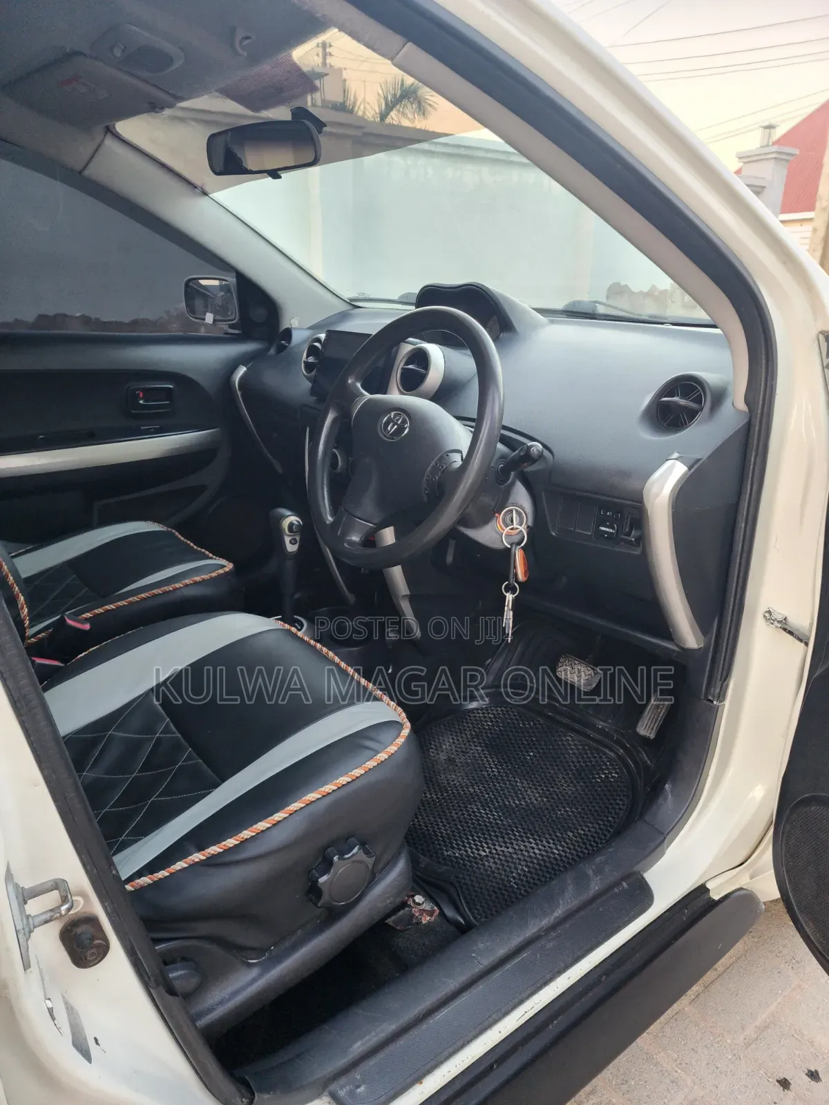 Toyota IST 2025 White