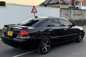 Toyota Mark II 2004 Black