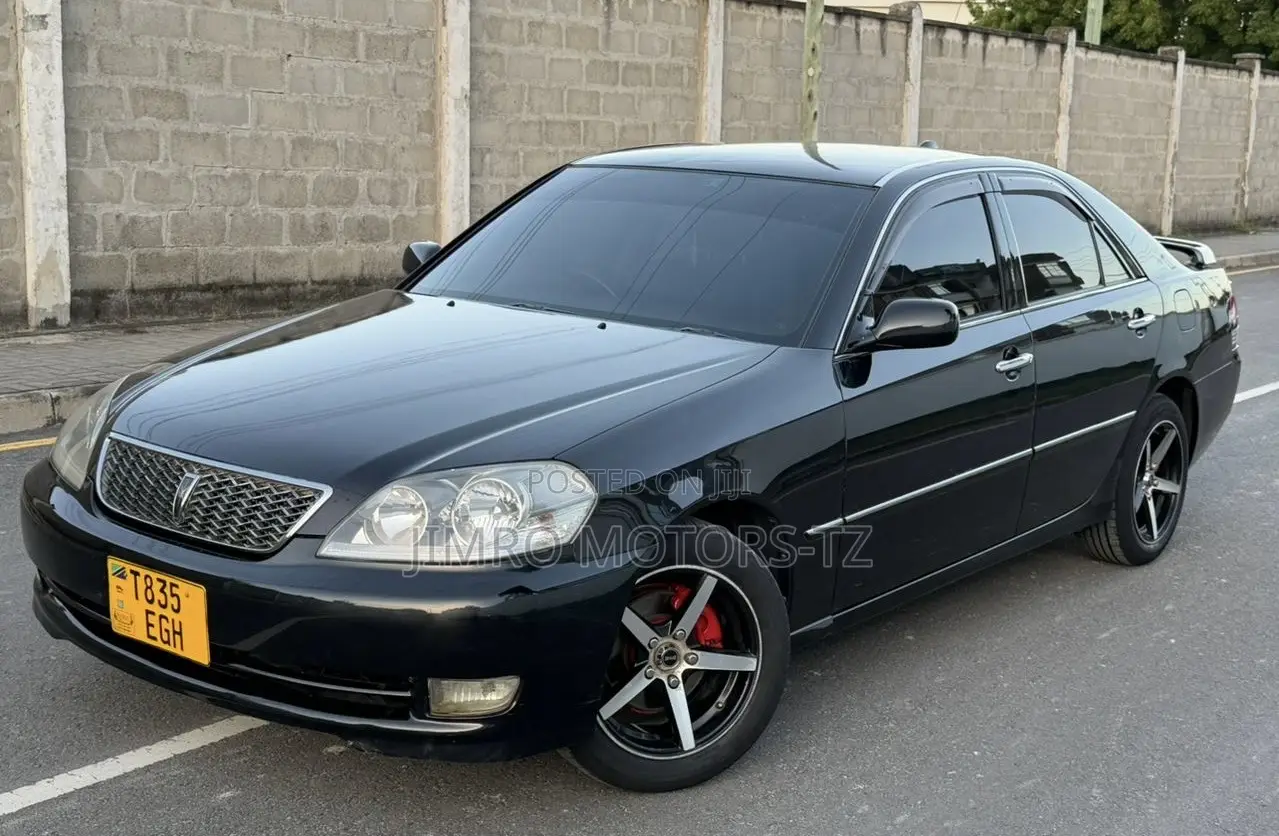 Toyota Mark II 2004 Black