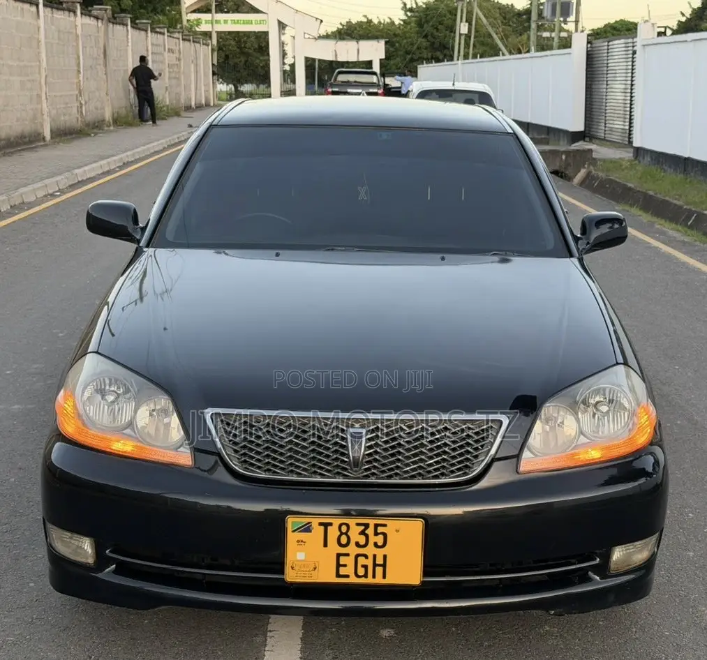 Toyota Mark II 2004 Black