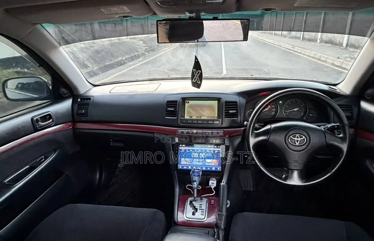 Toyota Mark II 2004 Black