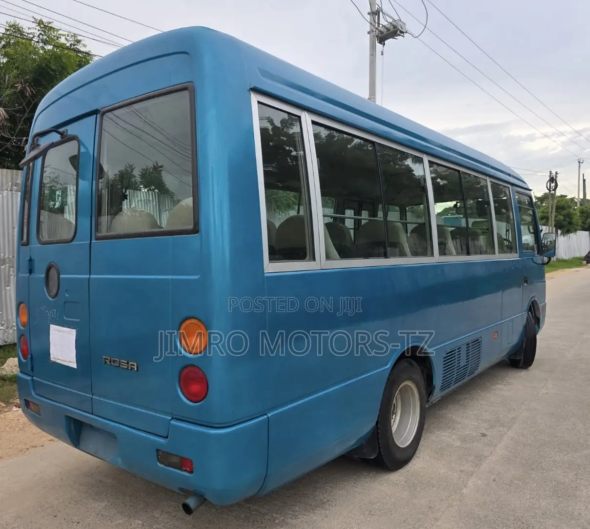 Mitsubishi Fuso Rosa 2004 Blue