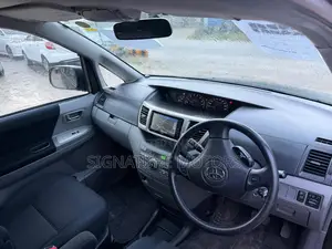 Toyota Voxy 2005 Black