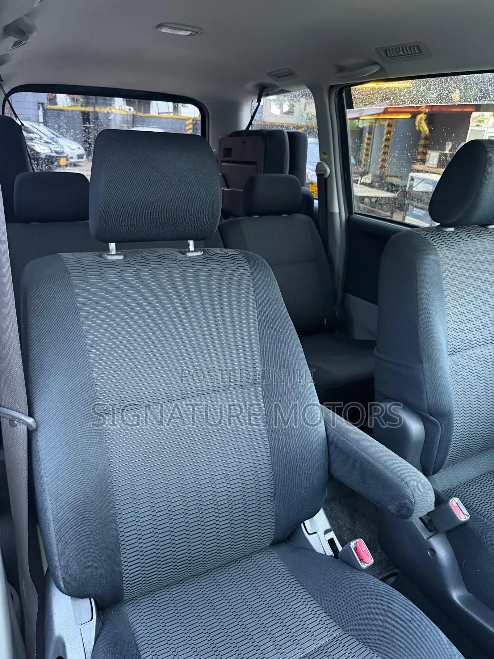 Toyota Voxy 2005 Black