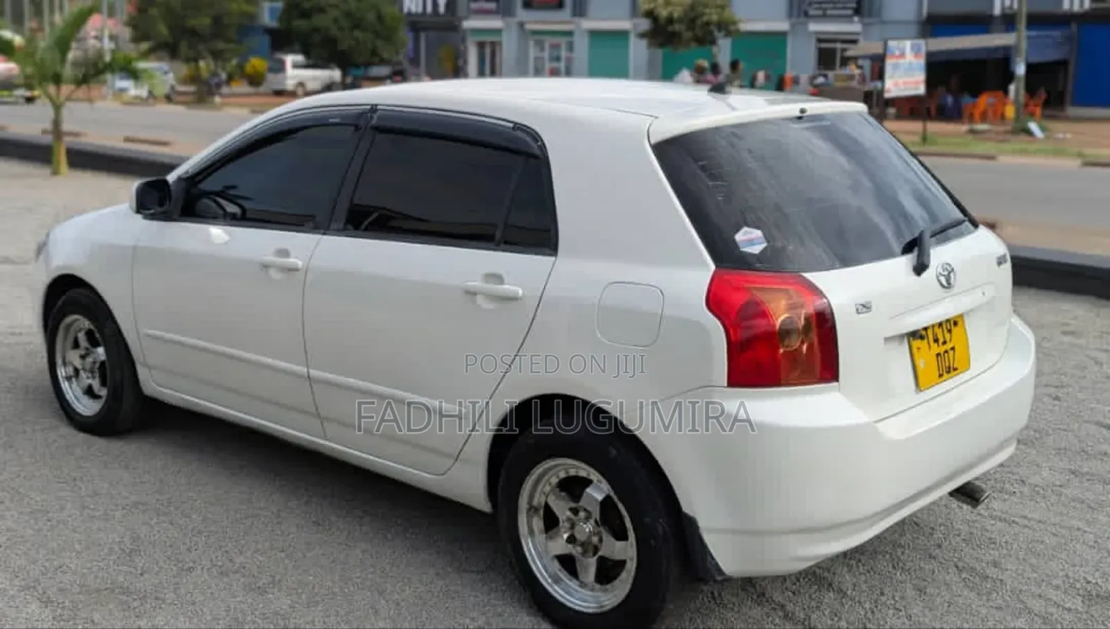 Toyota Corolla RunX 2004 White