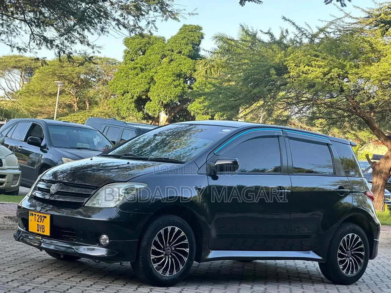 Toyota IST 2004