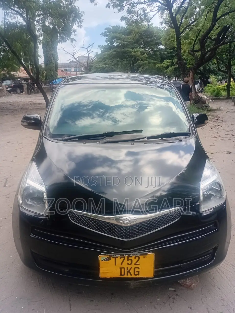 Toyota Ractis 2007 Black