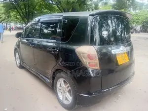 Toyota Ractis 2007 Black