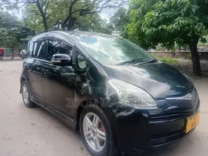 Toyota Ractis 2007 Black