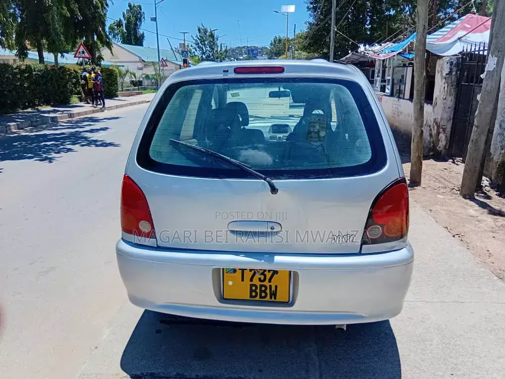 Toyota Corolla Spacio 2000 Silver