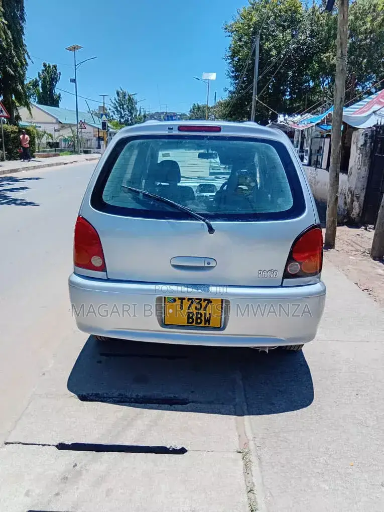 Toyota Corolla Spacio 2000 Silver
