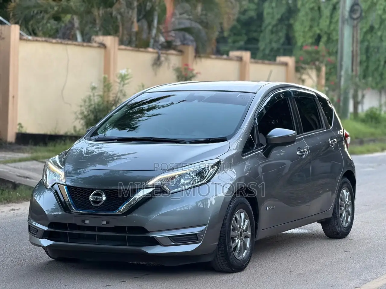 Nissan Note 2017 Gray